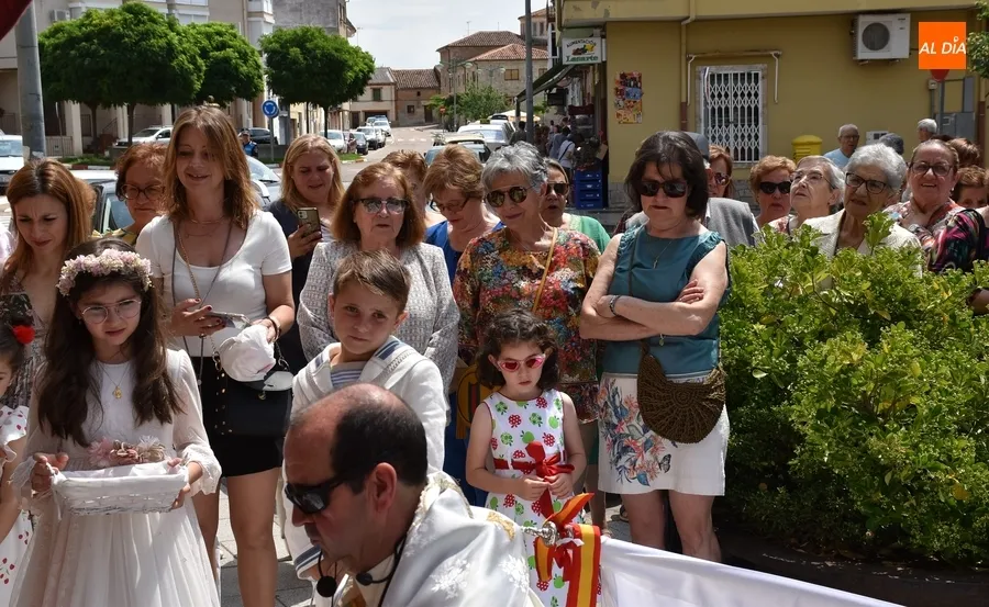 Foto 7 - Bendecidos varios beb&eacute;s en la Sacramental de San Crist&oacute;bal