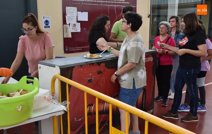 Foto 5 - Un centenar de personas disfruta del recuperado D&iacute;a del Vecino del Valle de San Mart&iacute;n