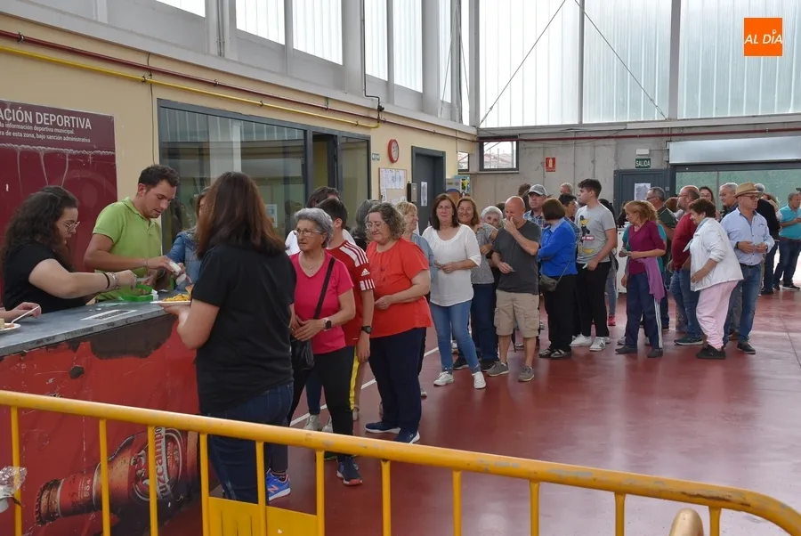 Foto 7 - Un centenar de personas disfruta del recuperado D&iacute;a del Vecino del Valle de San Mart&iacute;n
