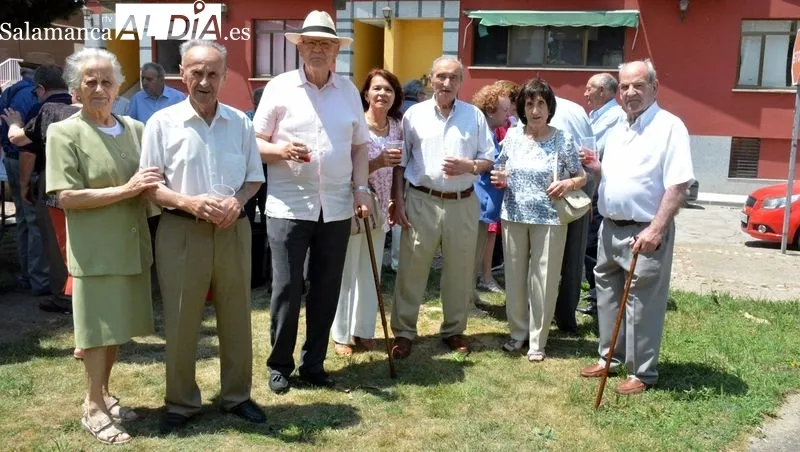 Foto 11 - Los Mayores de Lumbrales disfrutan de una animada jornada festiva el d&iacute;a de San Pedro