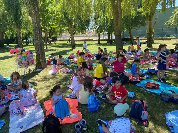 Foto 2 - Vuelven las Escuelas de Verano del Piensos Dur&aacute;n Albense FS