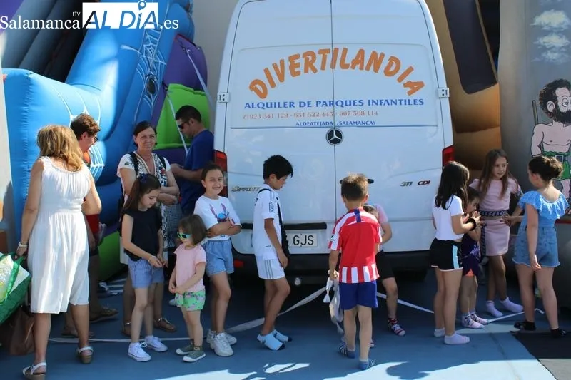 Foto 3 - Hinchables y juegos para despedir el a&ntilde;o escolar en el Colegio Santa Isabel