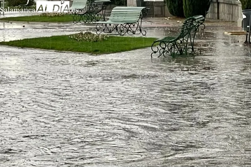 Una gran tormenta anegaba los accesos a Peñaranda