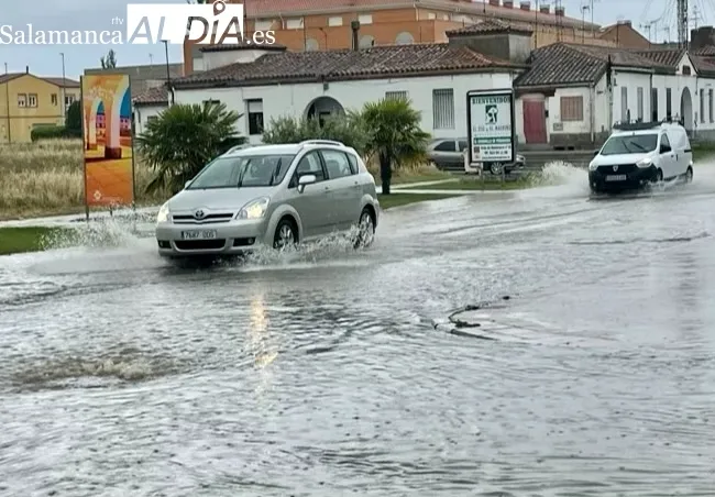Una gran tormenta anegaba los accesos a Peñaranda