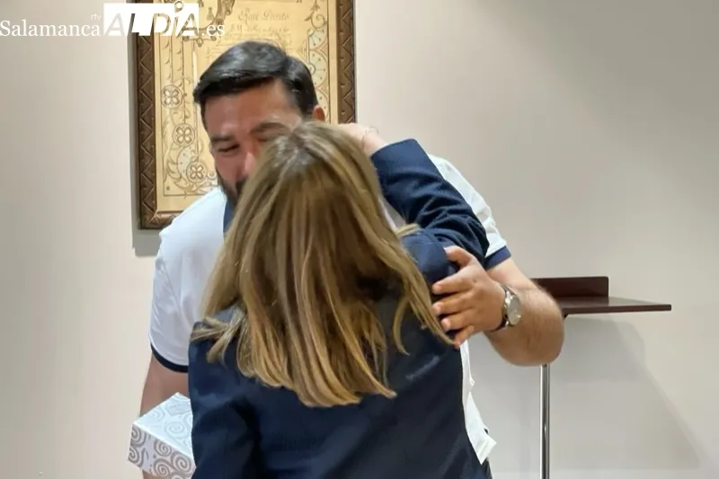 Foto 4 - El Ayuntamiento despide con emoci&oacute;n a una legislatura y una Corporaci&oacute;n que, aseguran, "nos ha marcado a todos"