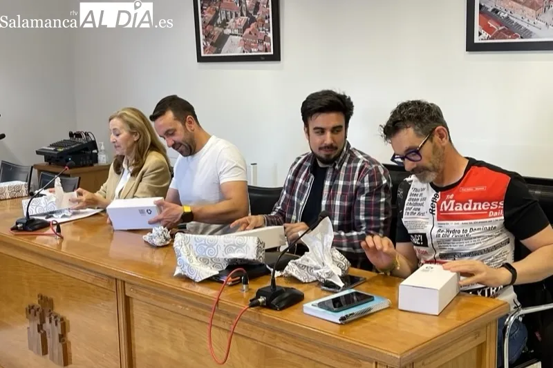 Foto 3 - El Ayuntamiento despide con emoci&oacute;n a una legislatura y una Corporaci&oacute;n que, aseguran, "nos ha marcado a todos"