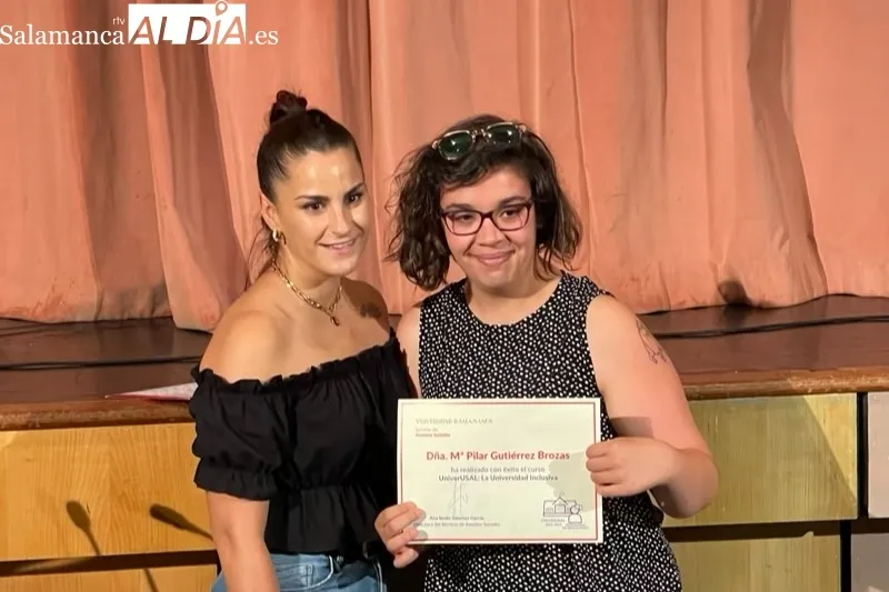 Peñaranda ha finalizado este martes el curso de 'UniverUsal' con la graduación de sus alumnos