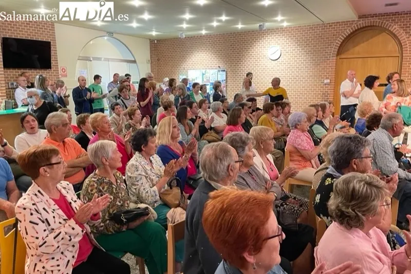 El Taller de Canto Popular ofrecía un animado concierto para celebrar el Día Europeo de la Música