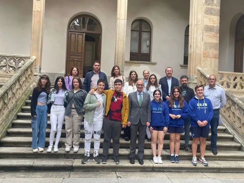Foto 2 - El colegio San Juan Bosco, premiado de nuevo en el concurso 'Los tributos locales mejoran mi pueblo o ciudad'