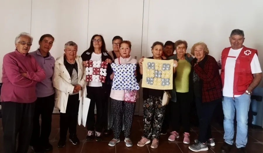 Foto 2 - Los grupos de mayores de Cruz Roja finalizan el curso