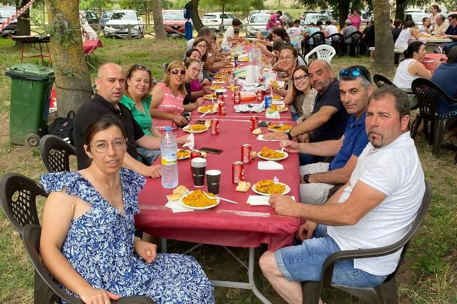 Foto 10 - M&aacute;s de 120 personas participan en el D&iacute;a de la Familia de la AMPA de Misioneras
