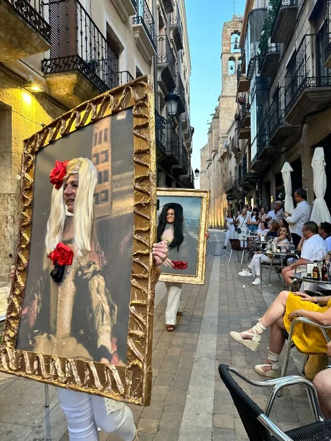 Foto 11 - La calle San Juan festeja la noche que le da nombre con brindis incluido por el premio conseguido