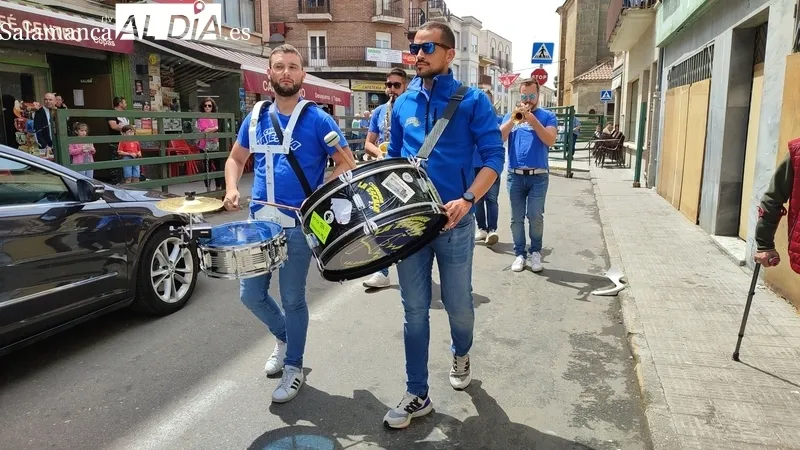 Encierro a caballo y encierro tradicional del domingo de Corpus en Vitigudino / CORRAL