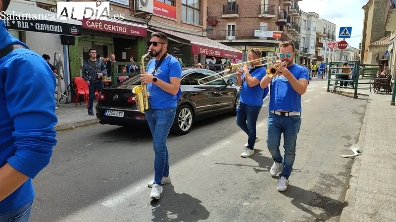 Encierro a caballo y encierro tradicional del domingo de Corpus en Vitigudino / CORRAL