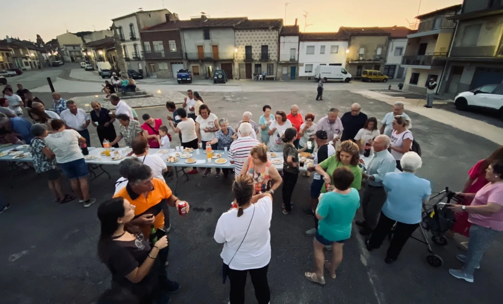Foto 7 - Vilvestre celebra San Juan con un convite y la tradicional hoguera