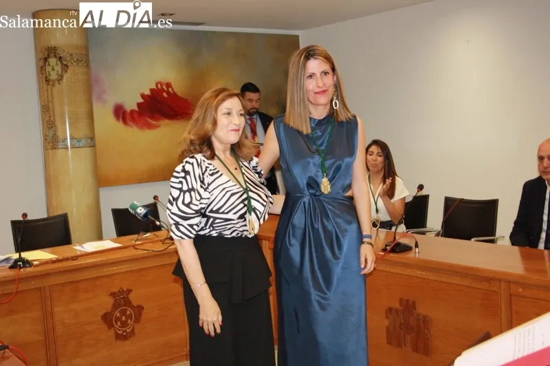 La nueva Corporación, con Carmen Ávila a la cabeza, ha quedado constituida este sábado