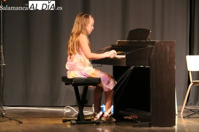 Audición fin de curso de la Escuela de Música de Vitigudino / CORRAL 