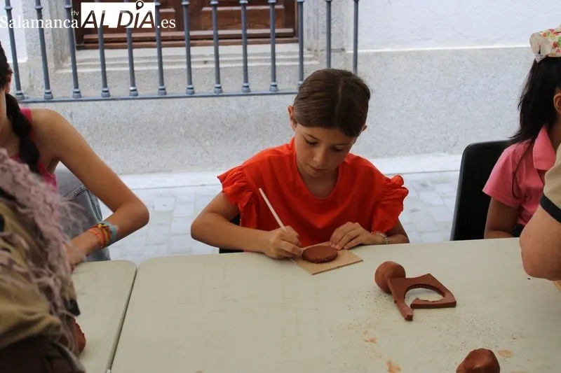 Foto 10 - Alba de Tormes celebra su XI Feria de San Antonio