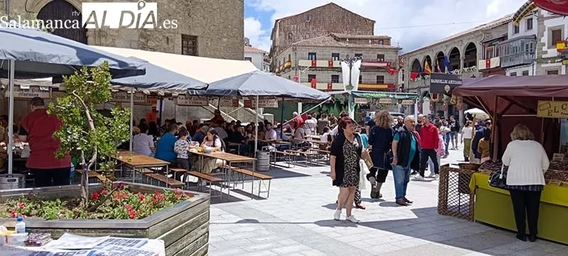 Foto 4 - El Mercado de las Tres Culturas dota de vida al casco antiguo de B&eacute;jar