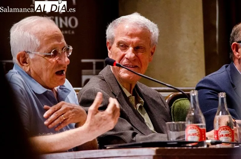 Presentación en el Casino de Salamanca del libro de Miguel Ángel del Arco sobre Inés Luna. Foto de Carmen Borrego