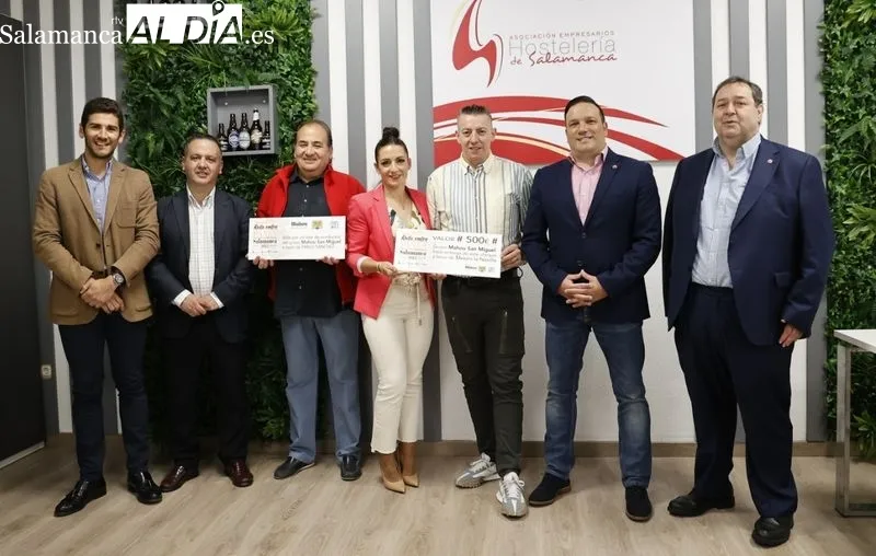 La Asociación de Empresarios de Hostelería de Salamanca acogía este jueves la entrega de los premios de la Ruta entre panes. Foto de David Sañudo