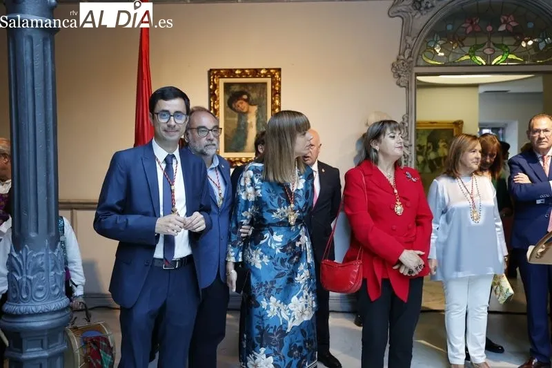 Recepción oficial del Ayuntamiento en la Casa Lis, con motivo de la fiesta de San Juan de Sahagún. Foto de David Sañudo