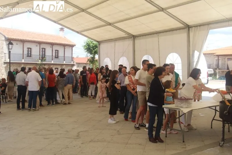 Foto 5 - En El Cubo de Don Sancho se despiden del Corpus con una rica paella