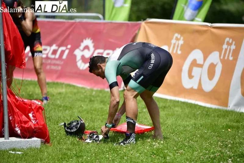 Foto 16 - Marta S&aacute;nchez y Fernando Zorrilla logran dos victorias de oro en el Nacional de Triatl&oacute;n de Salamanca