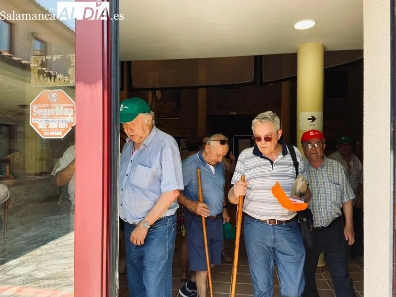 Visita del Automóvil Club de Salamanca a Vilvestre 