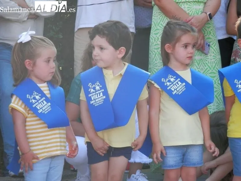 Foto 2 - La Villa San Agust&iacute;n grad&uacute;a a sus 40 alumnos de la promoci&oacute;n 2020-2023 con una gran fiesta familiar