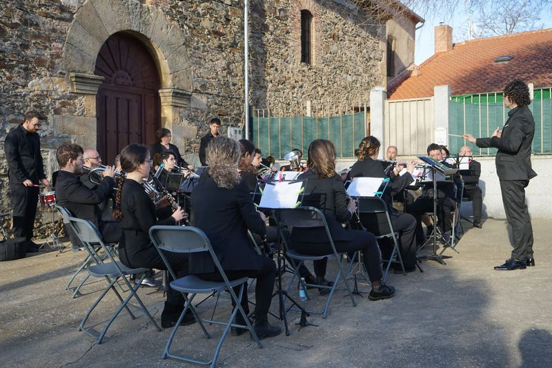 Banda de Felipe Espino actuará en la Casa Lis 