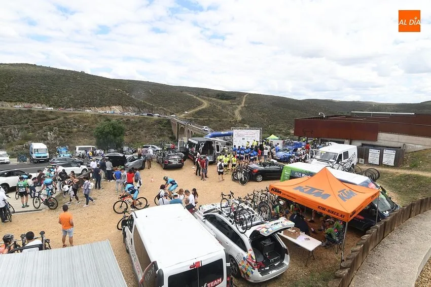 Foto 7 - Siega Verde da la salida a la III Challenge Ciclista Cadete de Salamanca