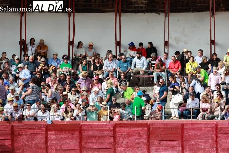 Corrida de toros en Ledesma para la despedida de Domingo López Chaves. Foto de Miguel Hernández