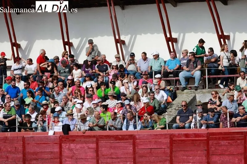 Corrida de toros en Ledesma para la despedida de Domingo López Chaves. Foto de Miguel Hernández