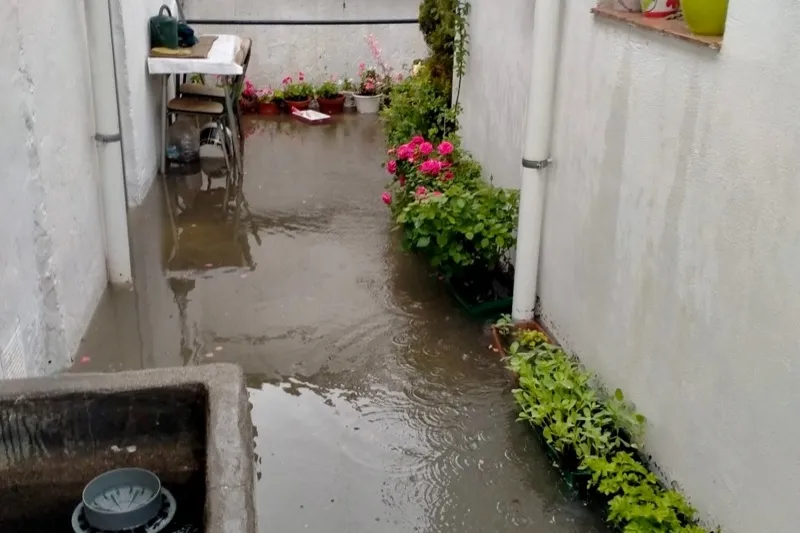 Las 'casas bajas' de Chamberí se inundaban tras la tormenta de este jueves