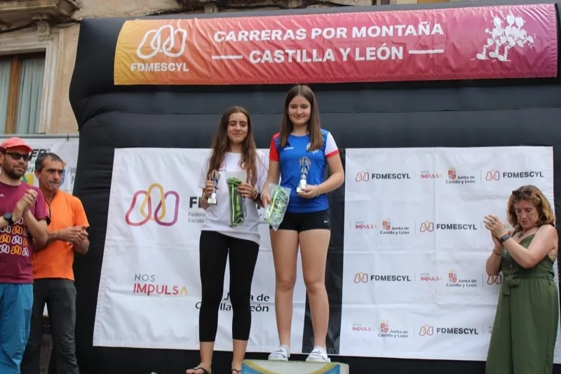 Luna Sánchez, del Club Salandar, se coronaba como la segunda mejor del campeonato autonómico de carreras por montaña
