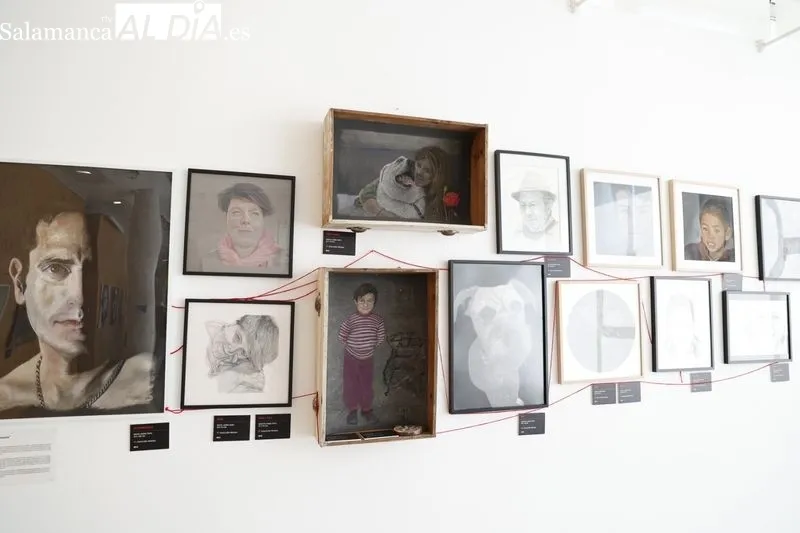 La concejala de Familia e Igualdad de Oportunidades, Miryam Rodríguez, visita junto a la Fundación AFIM la exposición ‘Respira’. Foto de David Sañudo