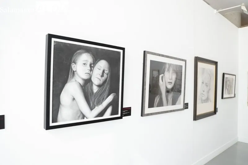 La concejala de Familia e Igualdad de Oportunidades, Miryam Rodríguez, visita junto a la Fundación AFIM la exposición ‘Respira’. Foto de David Sañudo