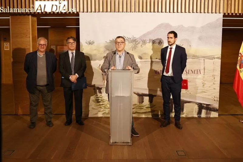 Inauguración en el Centro Documental de Memoria Histórica, ubicado en la plaza de los Bandos, de la exposición temporal ‘Mirada y presencia: obras del exilio republicano español en México’. Foto de David Sañudo