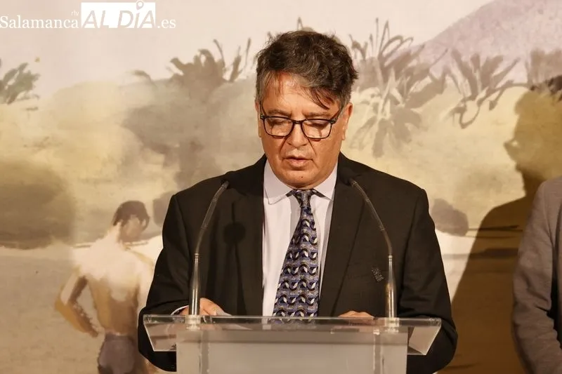 Inauguración en el Centro Documental de Memoria Histórica, ubicado en la plaza de los Bandos, de la exposición temporal ‘Mirada y presencia: obras del exilio republicano español en México’. Foto de David Sañudo