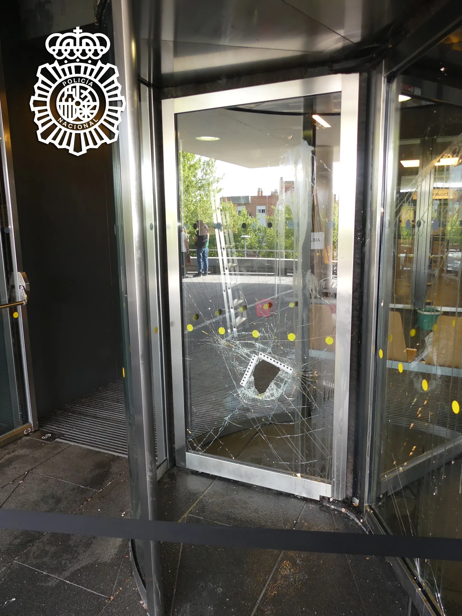 Destrozos en la Delegación de la Junta de Salamanca por estos incidentes del 5 de junio
