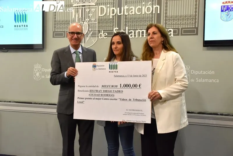 La Diputación entrega los premios del VII Concurso de Vídeos de Educación Tributaria | FOTOS: Vanesa Martins 