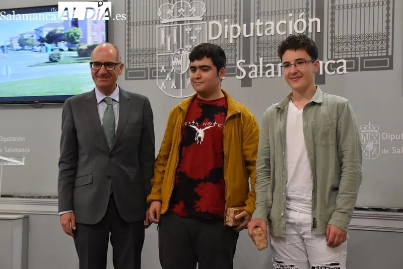 La Diputación entrega los premios del VII Concurso de Vídeos de Educación Tributaria | FOTOS: Vanesa Martins 