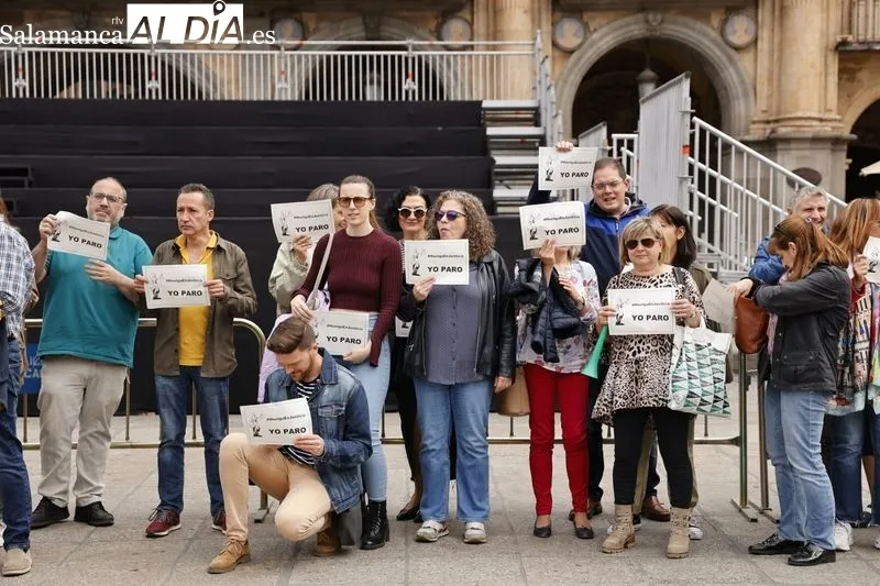 Manifestación de trabajadores de Justicia en la Plaza Mayor de Salamanca. Foto de David Sañudo