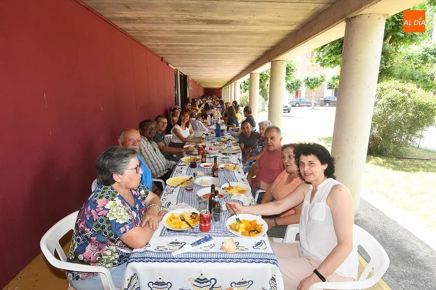Fotos paella popular en SAnjuanejo/ Fotos: Adrián M.Pastor