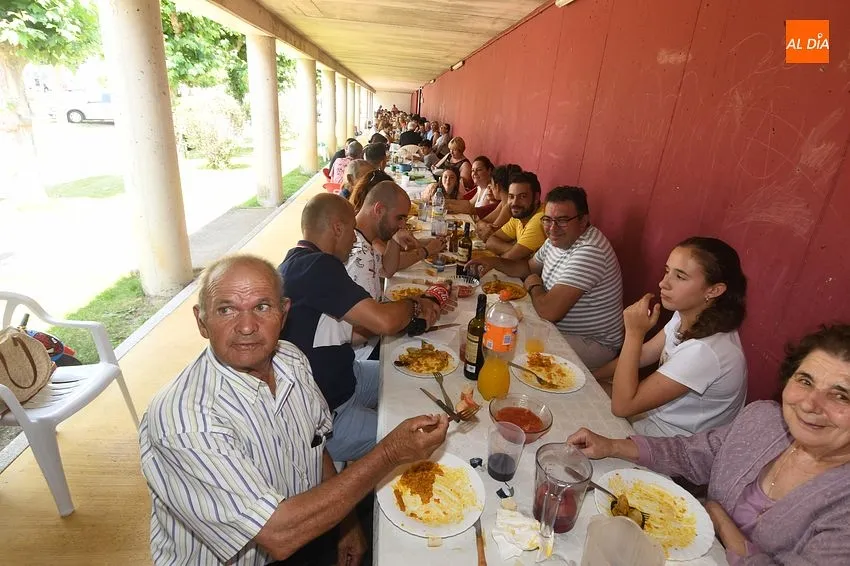 Fotos paella popular en SAnjuanejo/ Fotos: Adrián M.Pastor