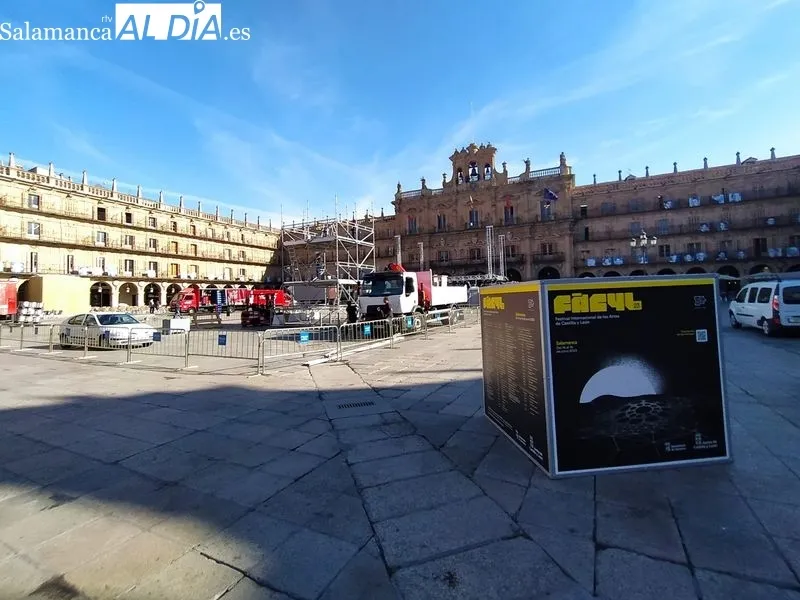 Preparativos del Fácyl en la Plaza Mayor. Foto de David Sañudo