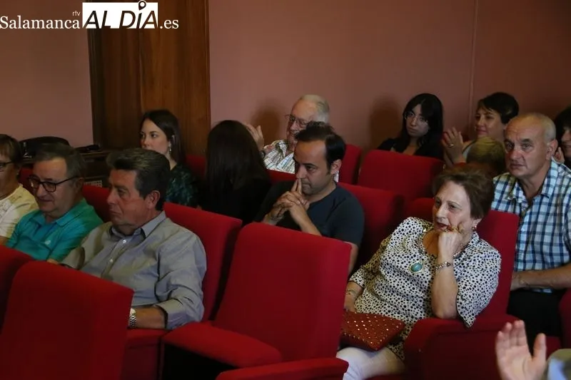 Foto 7 - Acuerdo in extremis entre Partido Popular y Vox para gobernar Alba de Tormes