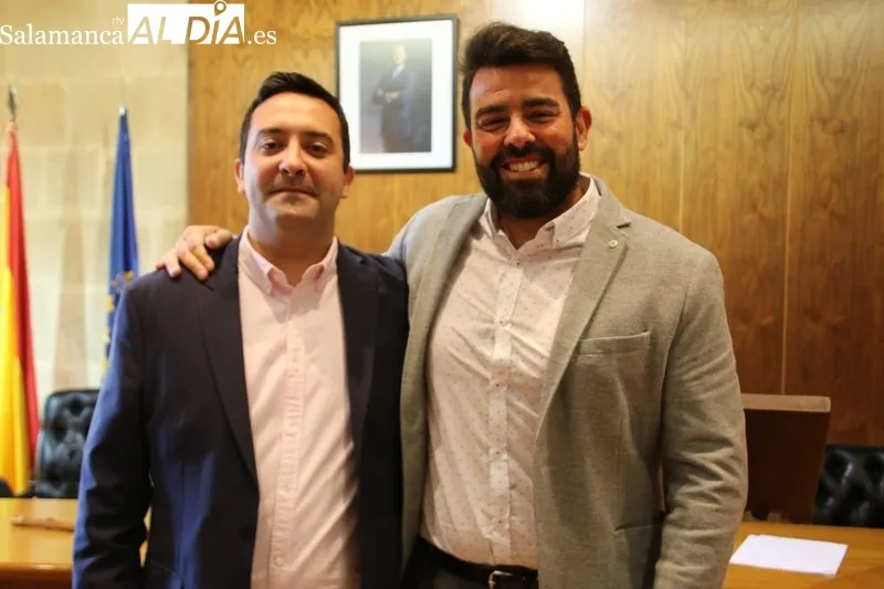 Foto 4 - Acuerdo in extremis entre Partido Popular y Vox para gobernar Alba de Tormes