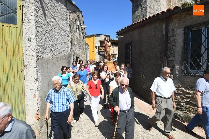 Procesión de San Juan en Navasfrías/ Fotos: Adrián M.Pastor